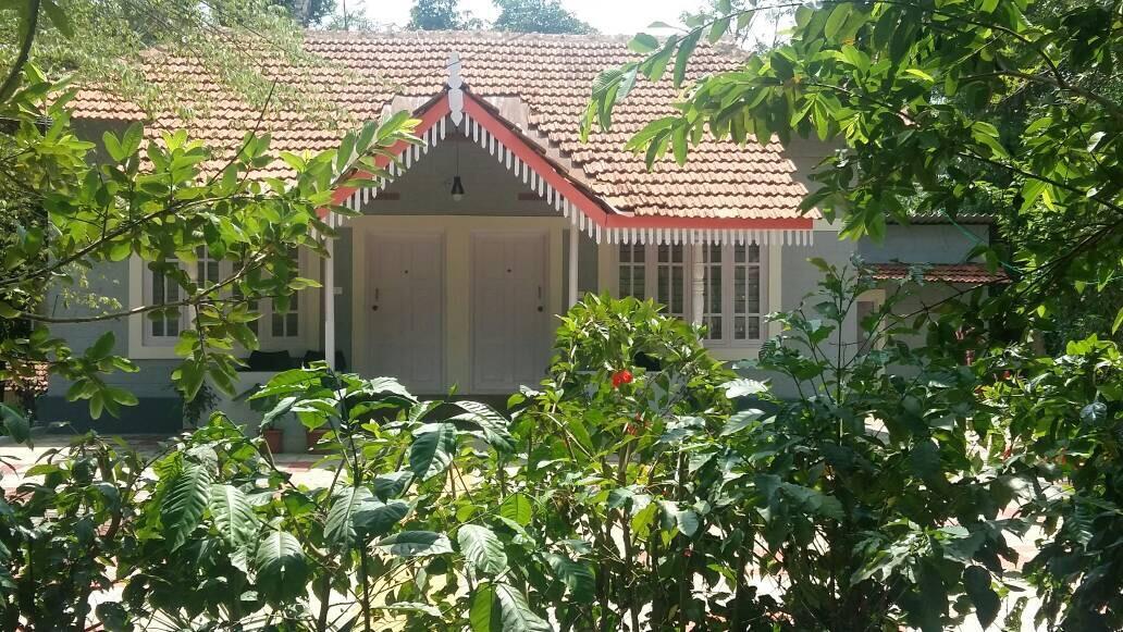 Leisure Vacations Whispering Woods Hotel Madikeri Exterior photo